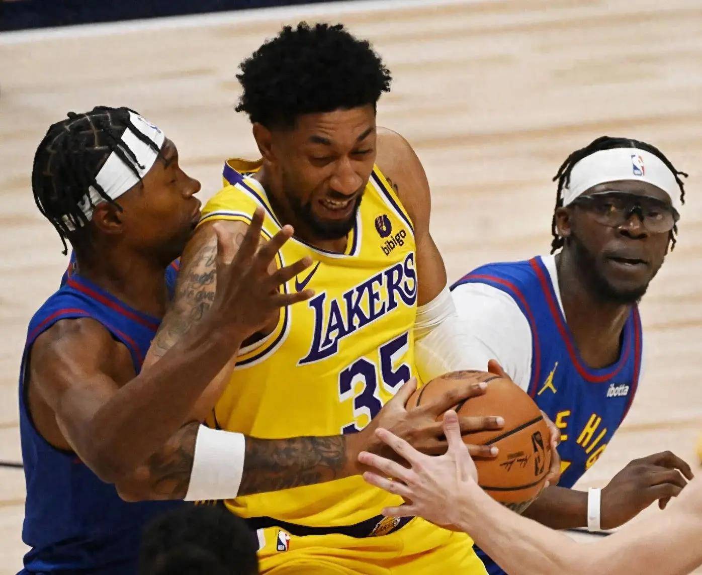 克里斯穆雷和基根穆雷