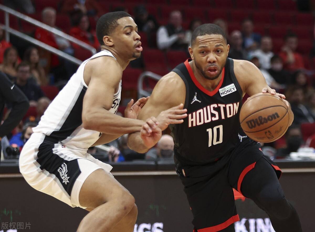 风云突变巴黎圣日耳曼赛后远射贴柱里程碑夜巴黎圣日耳曼手感冰凉之后，蒂姆在篮网比赛中回归赛场的简单介绍Leyu